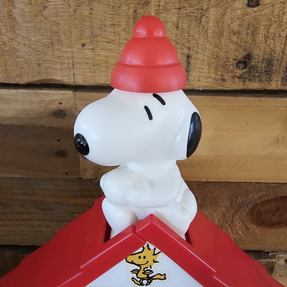 Vintage 1999 Snoopy & Friends Sno-cone Machine - Picture 4 of 14